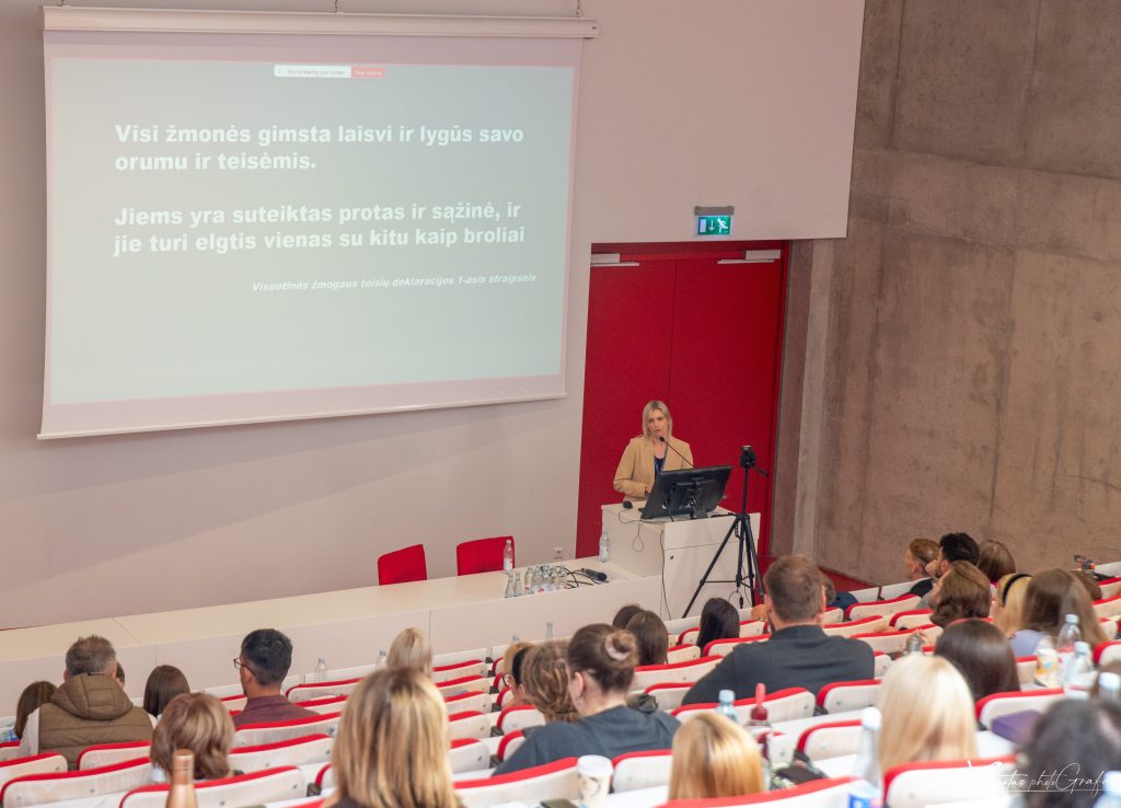 Tylioji pagalba: kaip žemo slenksčio kabinetai saugo visuomenės sveikatą