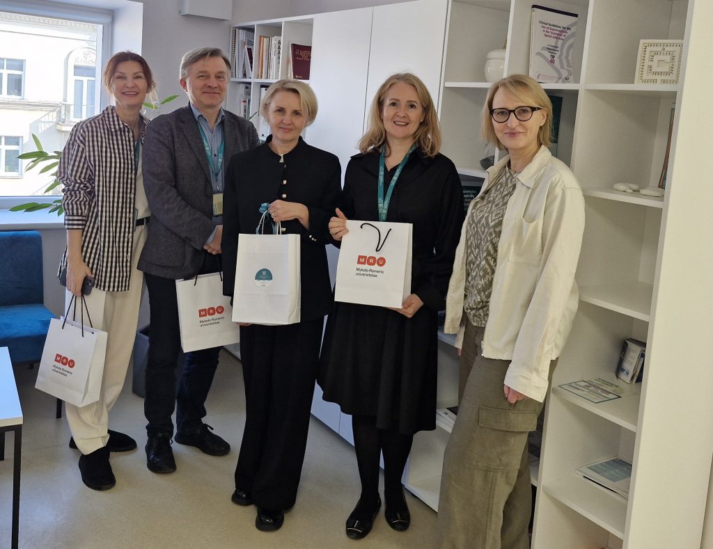 Bendradarbiavimas su Mykolo Romerio universitetu